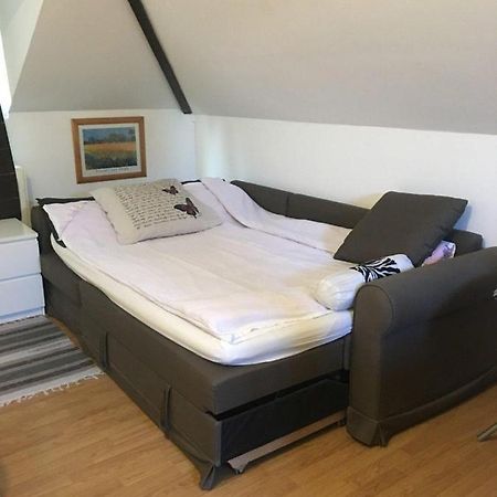 Room Near The Center With Bathroom And Kitchen Bruselas Exterior foto