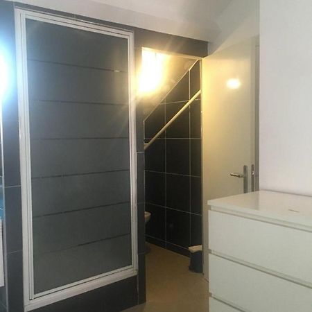 Room Near The Center With Bathroom And Kitchen Bruselas Exterior foto